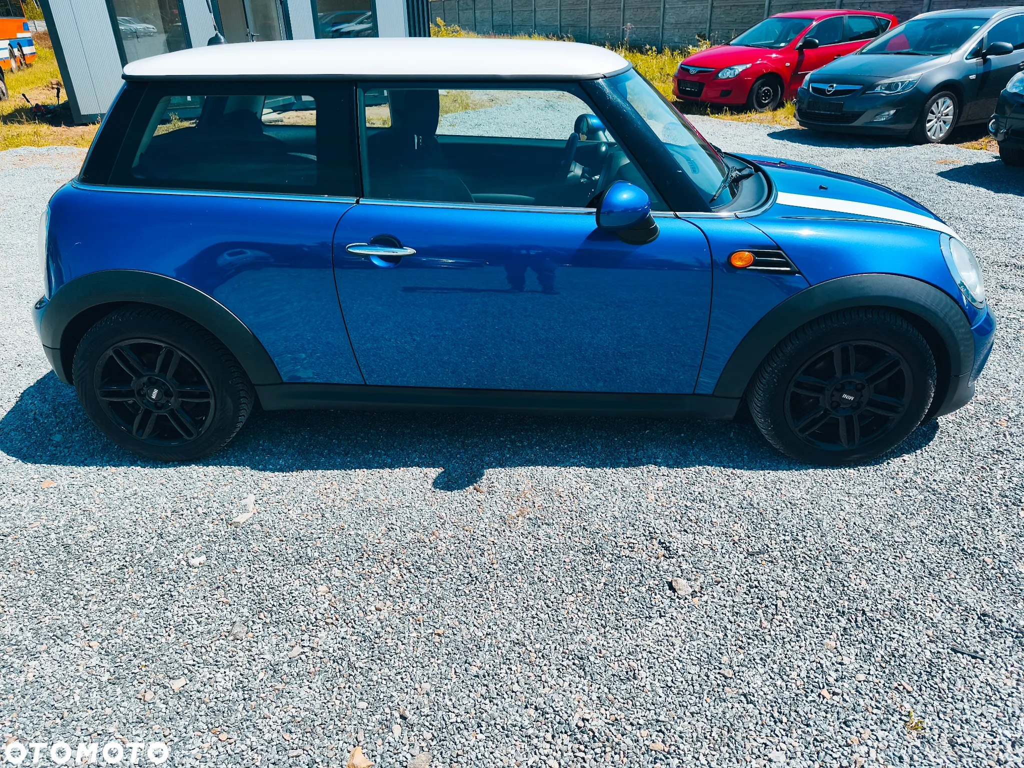 MINI ONE D - 3