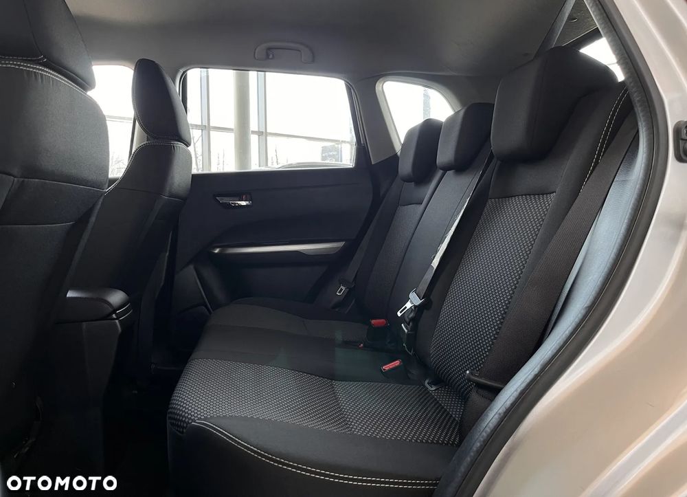 Suzuki Vitara 1.4 Boosterjet Automatik S - 22