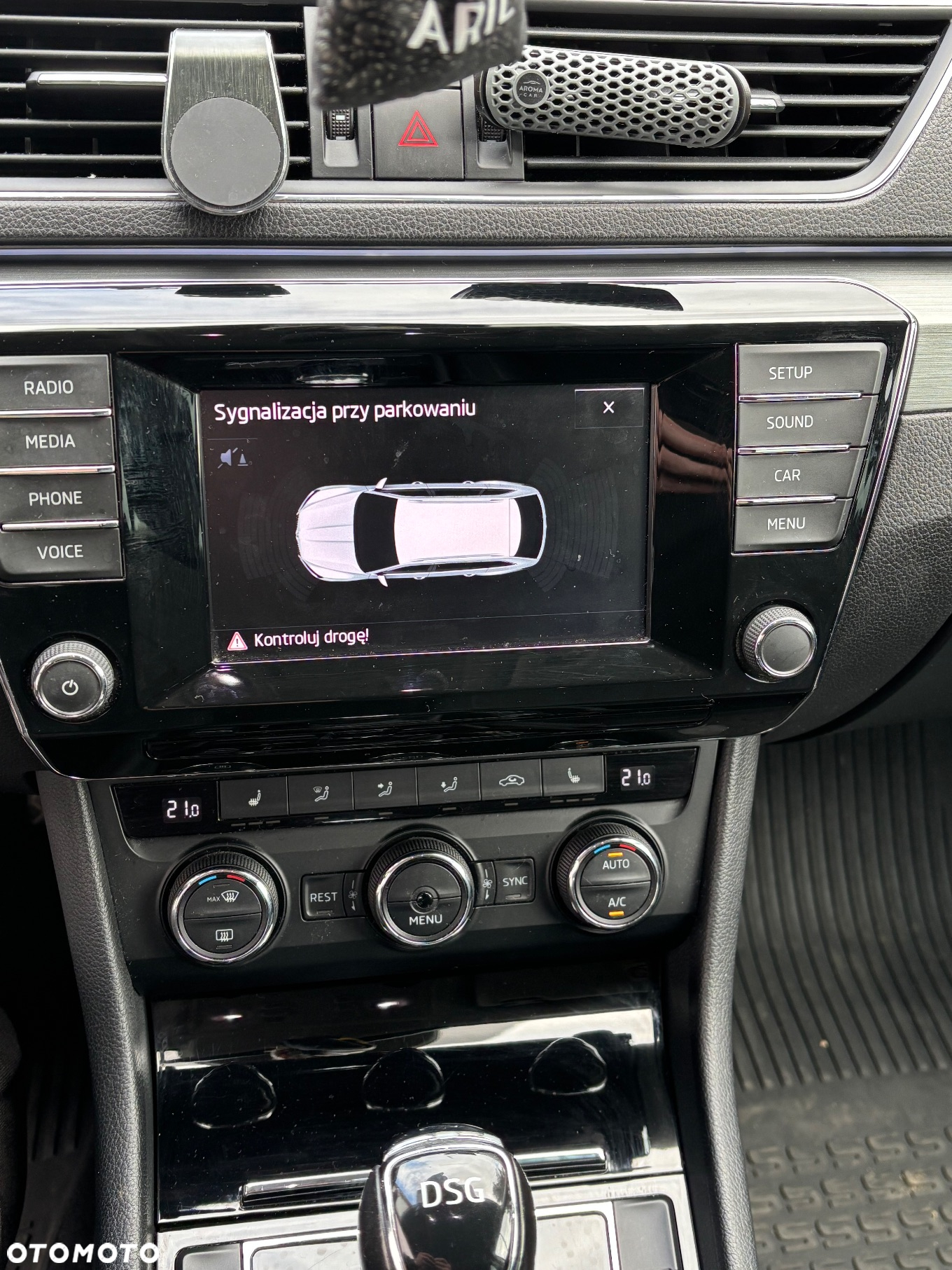 Skoda Superb Combi 2.0 TDI DSG Style - 20