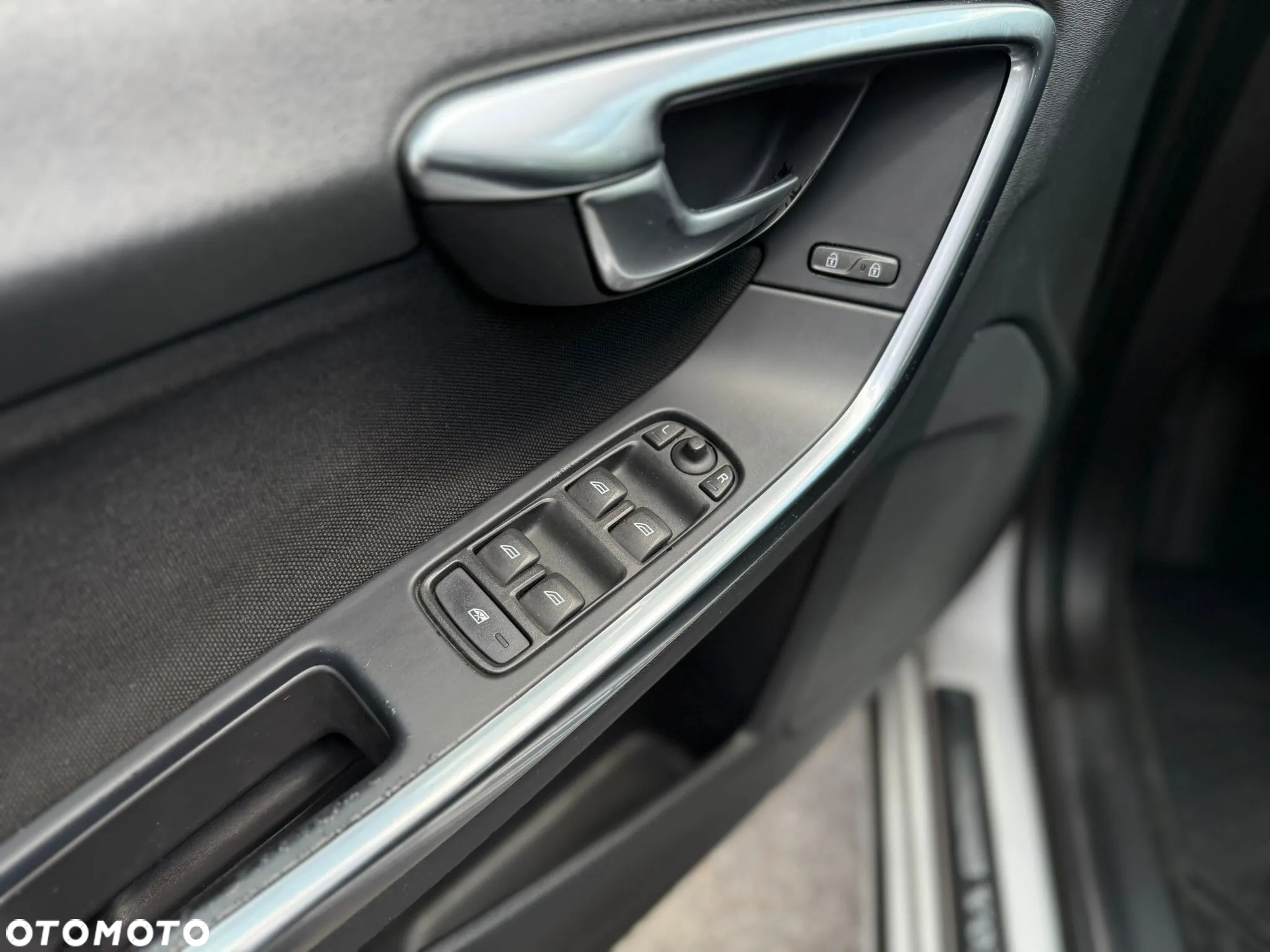 Volvo V60 - 10