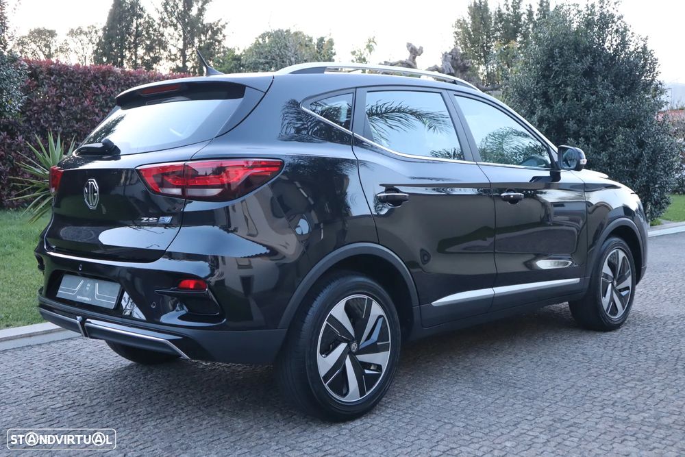 MG ZS EV 72.6 kWh Luxury - 3
