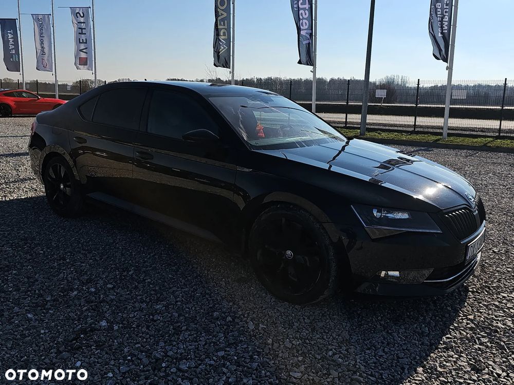 Skoda Superb 2.0 TDI Sportline DSG - 3