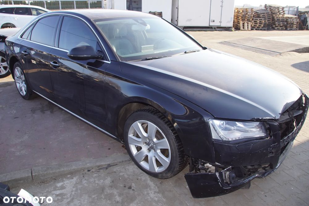Auto na części tel 692106889 Audi A8 D4 4.2 tdi CDSB CDS skrzynia MXX kod lakieru lz9y wersja nie long drzwi ćwiartka szyba deska konsola lusterko zamek komputer zderzak czujnik fotele - 19