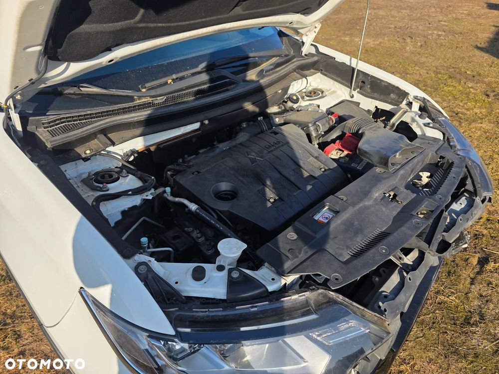 Mitsubishi Outlander - 8