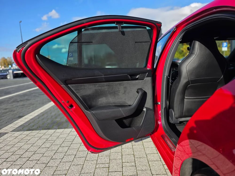 Skoda Superb 1.5 TSI Sportline DSG - 28