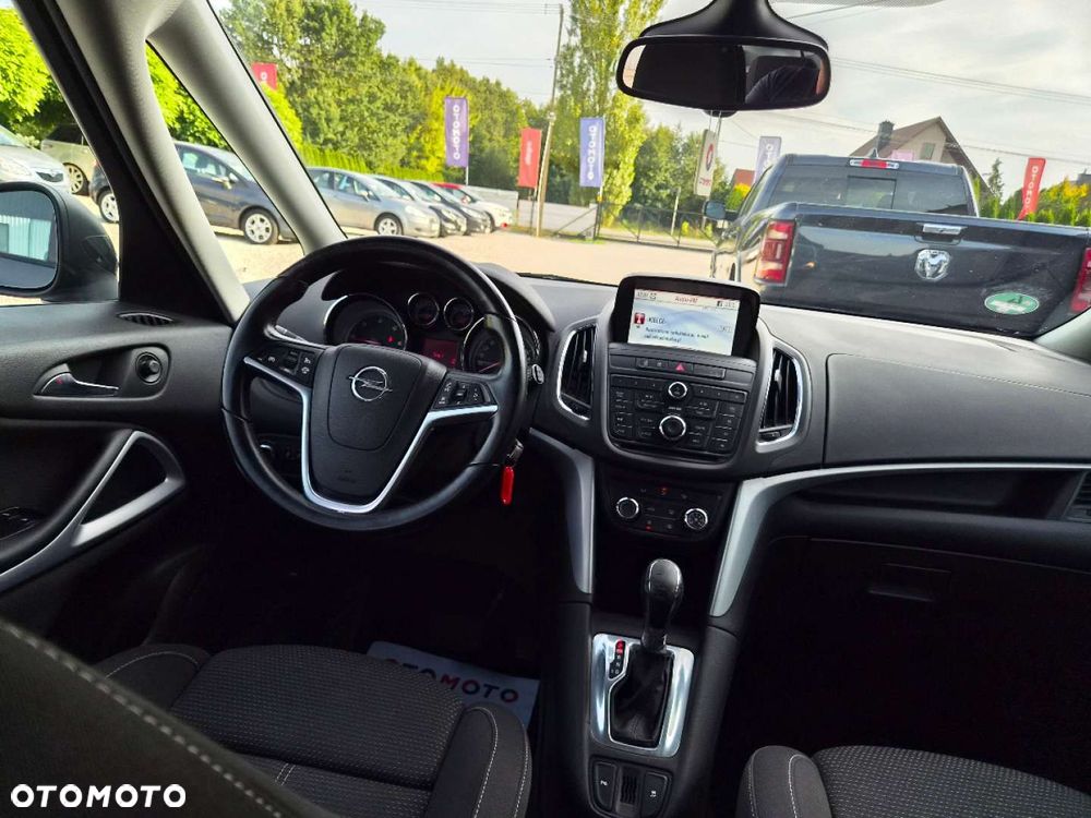 Opel Zafira - 8