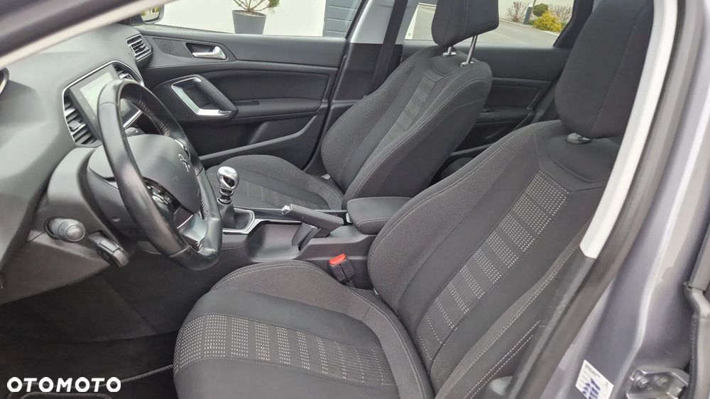 Peugeot 308 BlueHDi 120 Stop & Start Business-Line - 13