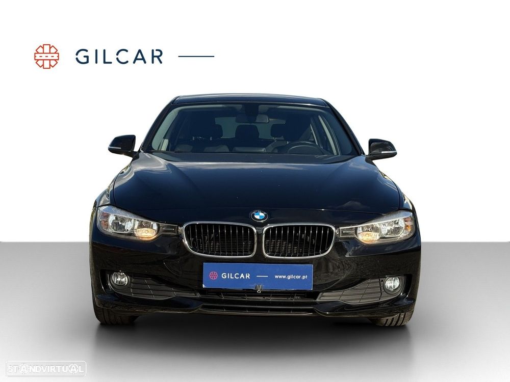 BMW 318 d Touring Auto - 3