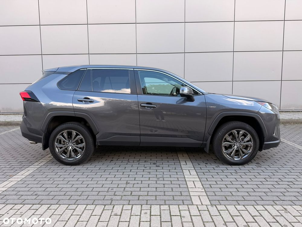 Toyota RAV4 - 5
