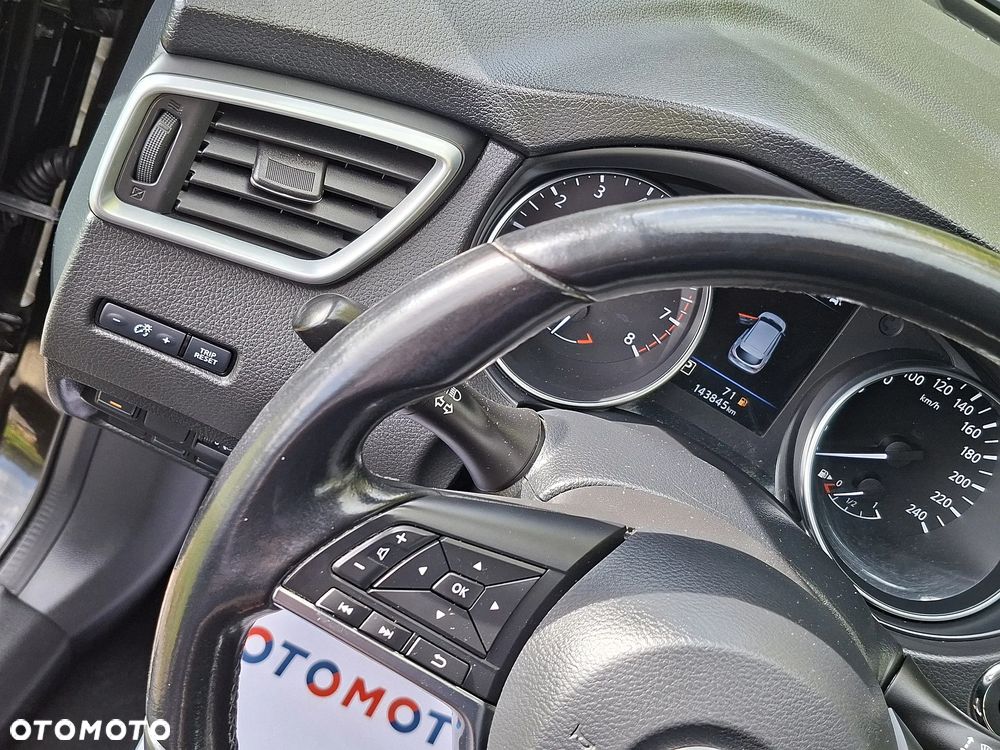 Nissan Qashqai - 11