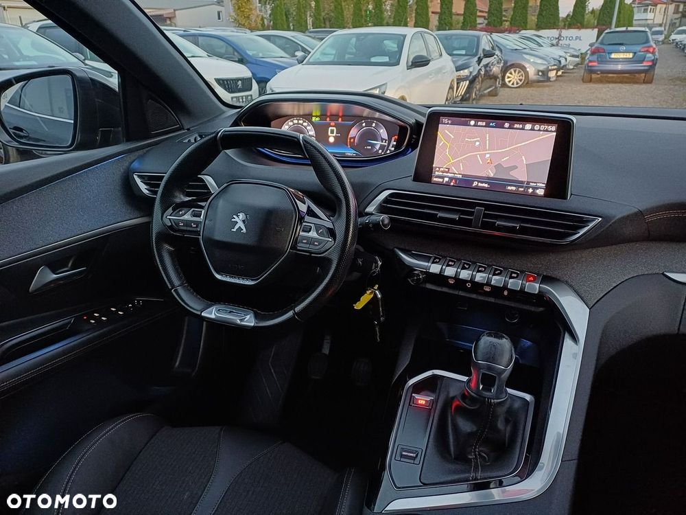 Peugeot 3008 - 21