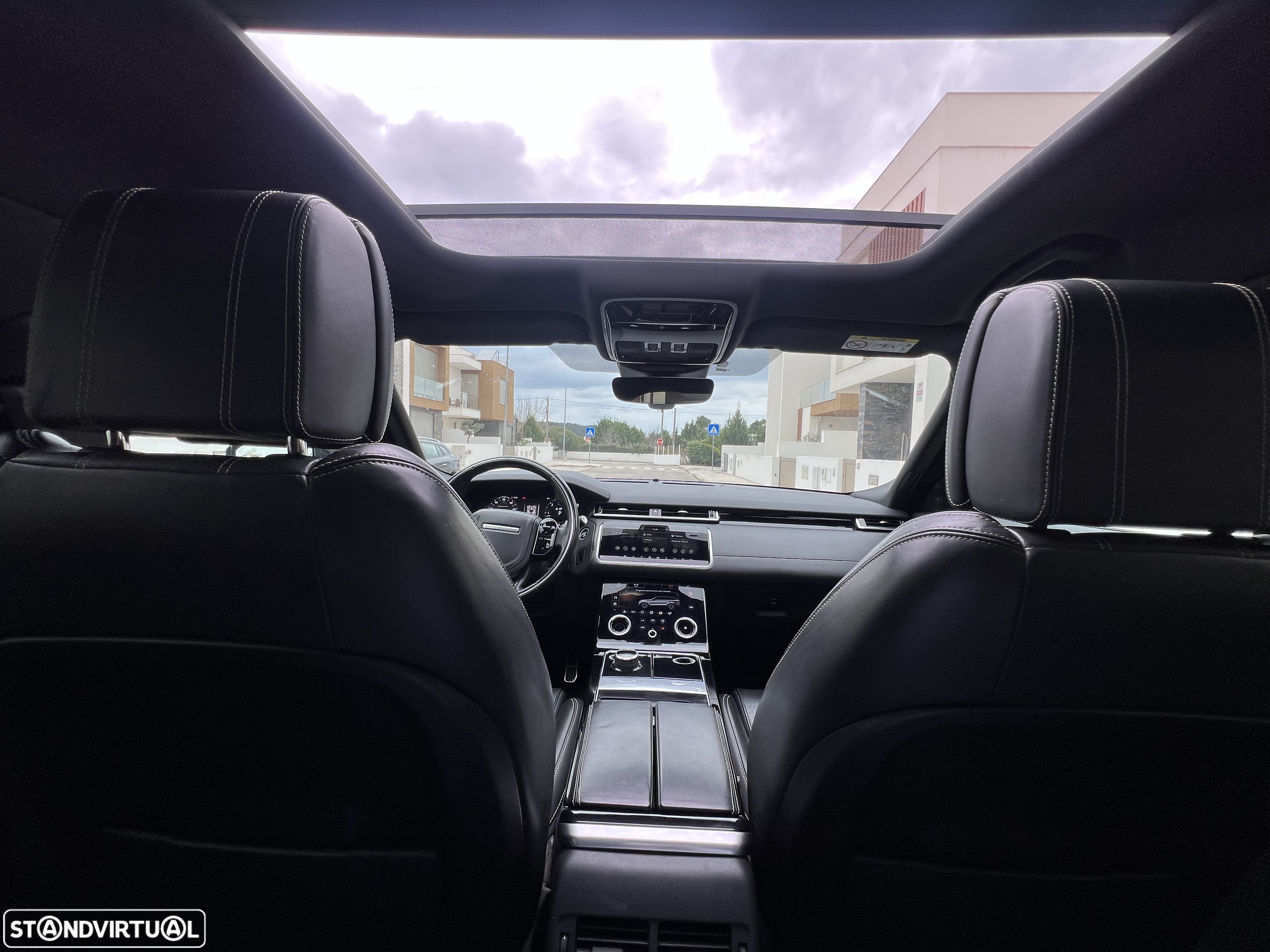 Land Rover Range Rover Velar 3.0 D R-Dynamic HSE - 25