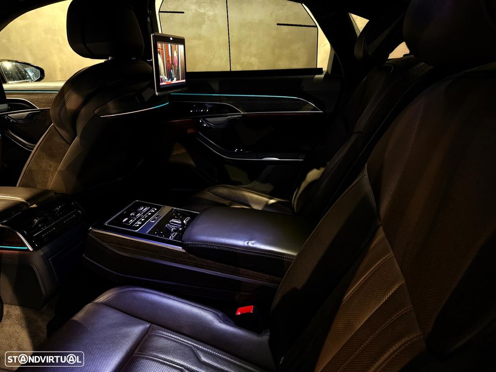 Audi A8 3.0 TDI V6 quattro Tiptronic Longo - 38
