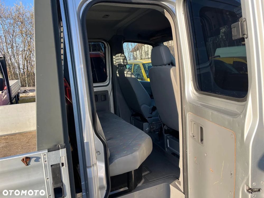 Volkswagen Crafter MAX - 11