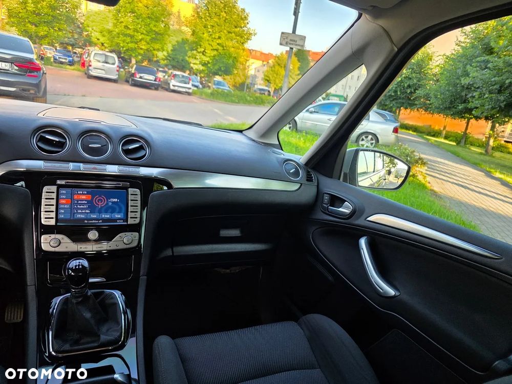 Ford Galaxy 2.0 Viva Titanium - 16