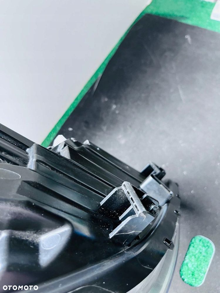 LAMPA LEWA REFLERTOR LEWY HYUNDAI TUCSON FACE LIFT ZWYKŁA HALOHENOWA H7 - 10