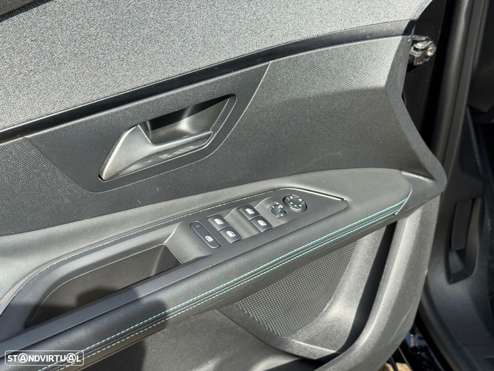 Peugeot 3008 1.6 Hybrid4 Allure Pack e-EAT8 - 7