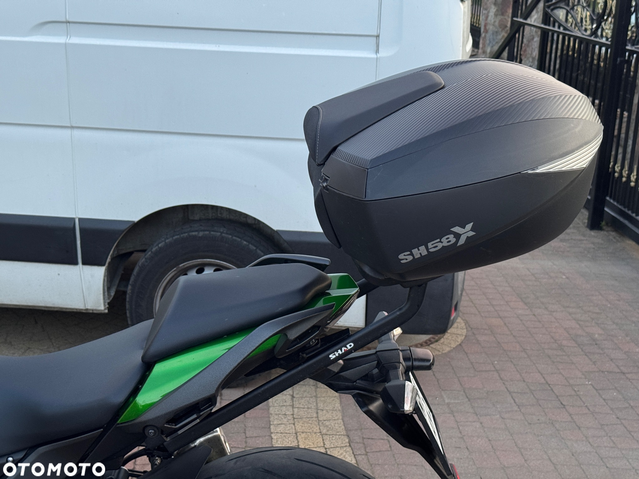 Kawasaki Ninja 1000 SX - 2