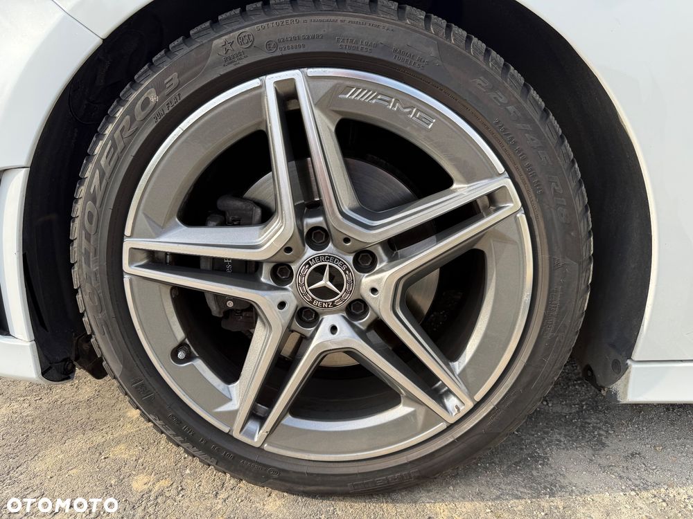 Mercedes-Benz Klasa A 180 AMG Line 7G-DCT - 30