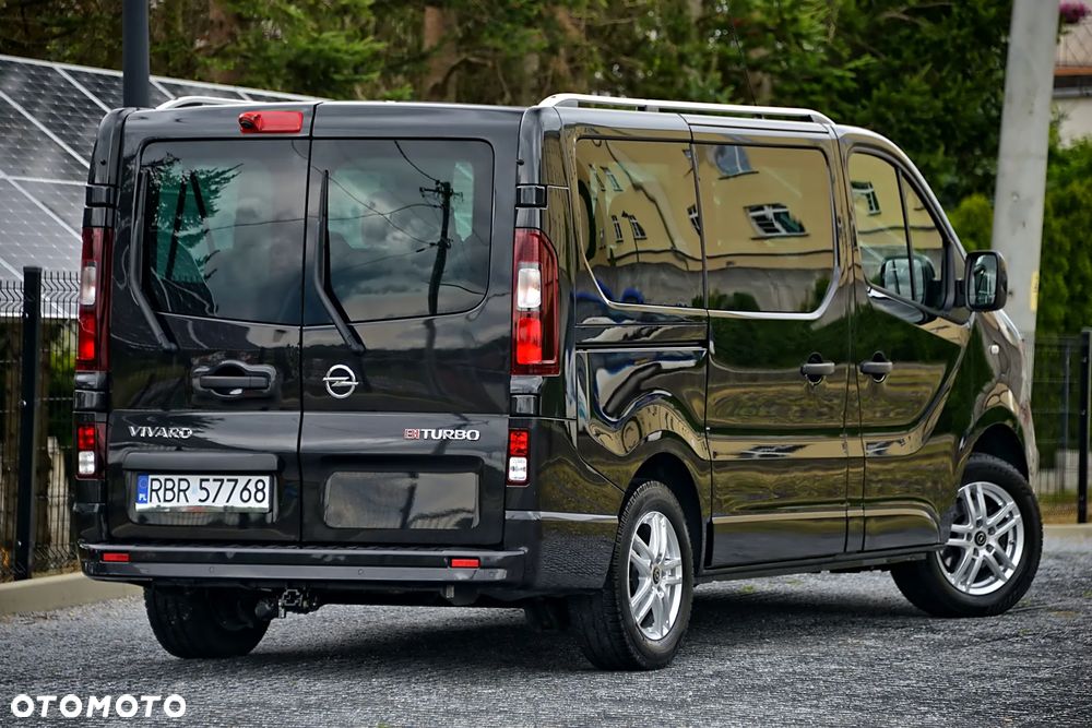 Opel Vivaro - 18