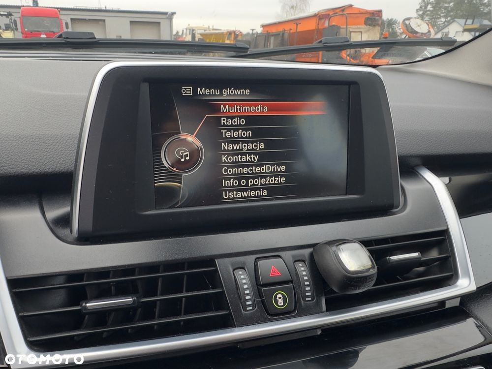 BMW Seria 2 218d Sport-Aut Sport Line - 21