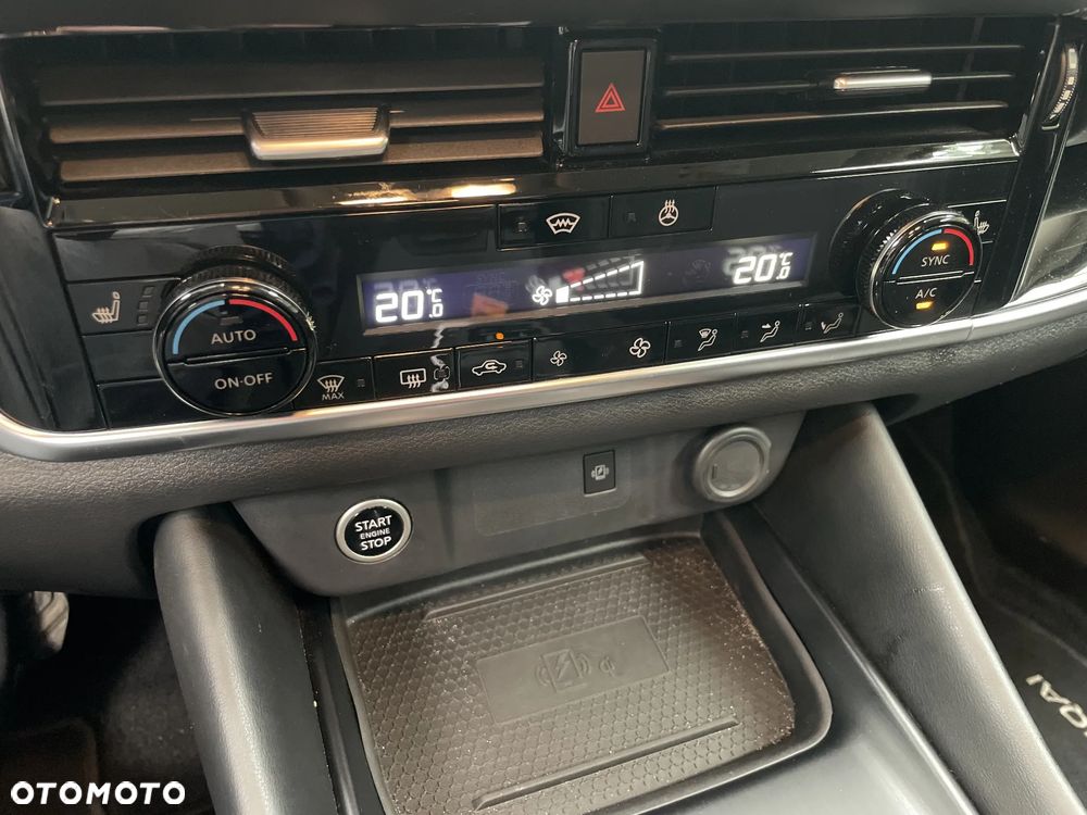 Nissan Qashqai 1.3 DIG-T MHEV N-Connecta Xtronic - 23