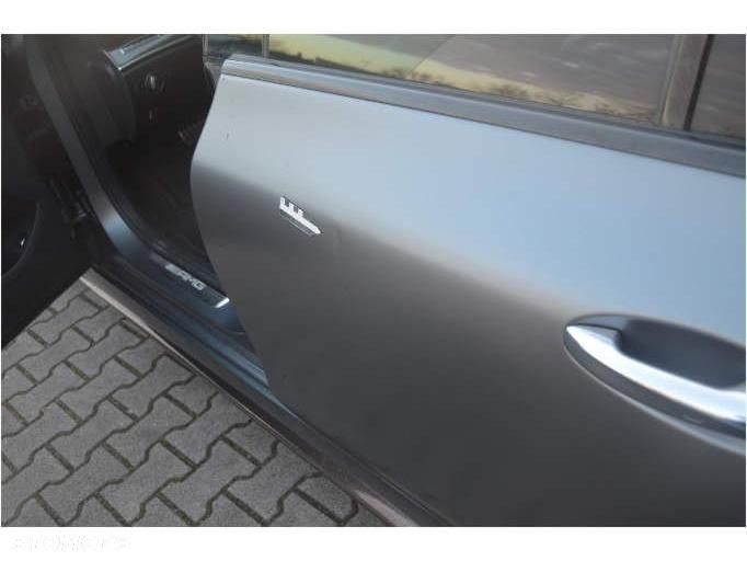 Mercedes-Benz CLS - 21