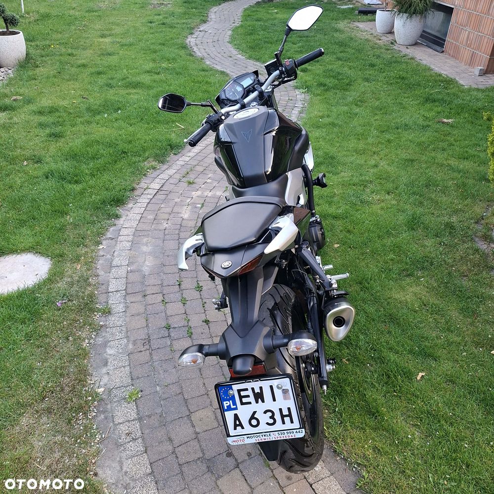 Yamaha MT - 4