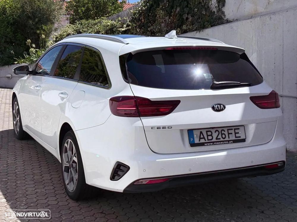 Kia Ceed SW 1.4 T-GDI Drive+SRF 7DCT - 27