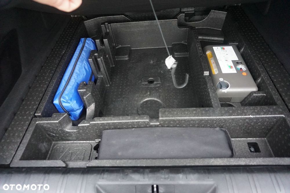 Peugeot 308 1.6 BlueHDi Active S&S EAT6 - 27