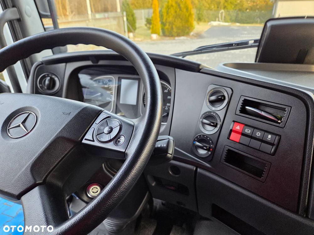 Mercedes-Benz Atego 818 - 28