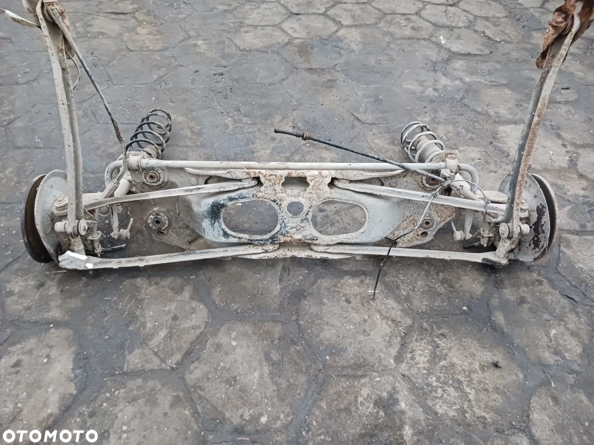 Belka kompletna tył tylna sanki ława trawers Ford Mondeo Mk3 Hatchback HB Sedan piasta zacisk łożysko - 1