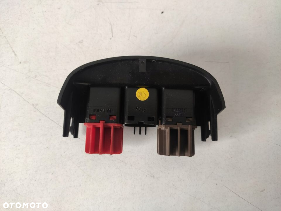 PANEL NAWIEWU KLIMATYZACJI AUDI TT 8N 8N0820043A - 8
