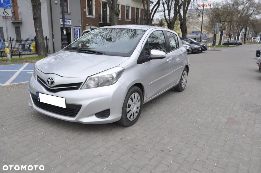 Toyota Yaris 1.33 Luna Start - 1