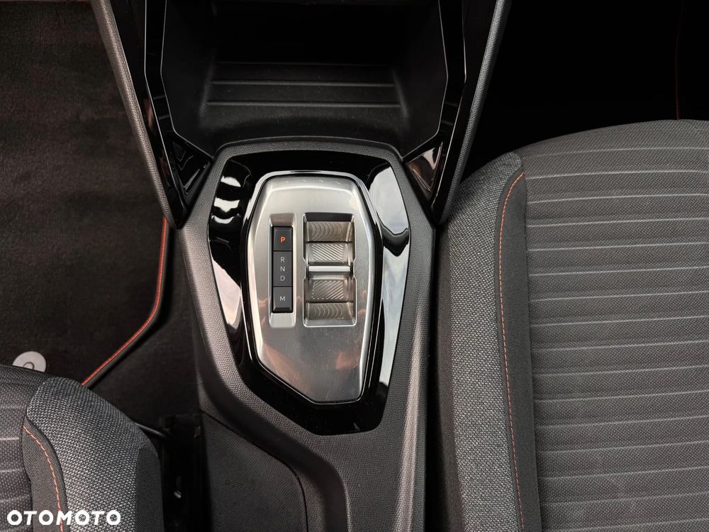 Peugeot 208 1.2 PureTech Allure S&S EAT8 - 13