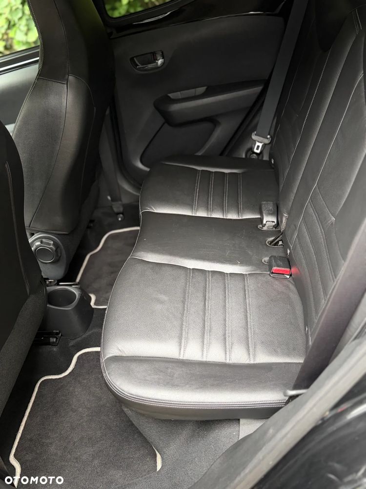 Toyota Aygo x-clusiv - 11