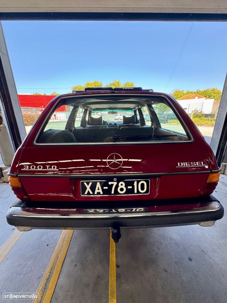 Mercedes-Benz 300 - 43