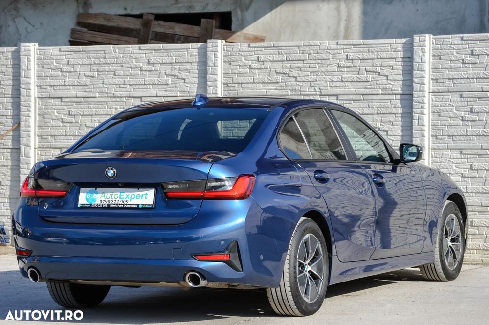 BMW Seria 3 320i Aut. Luxury Line - 16