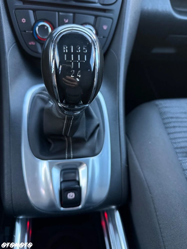 Opel Meriva - 24