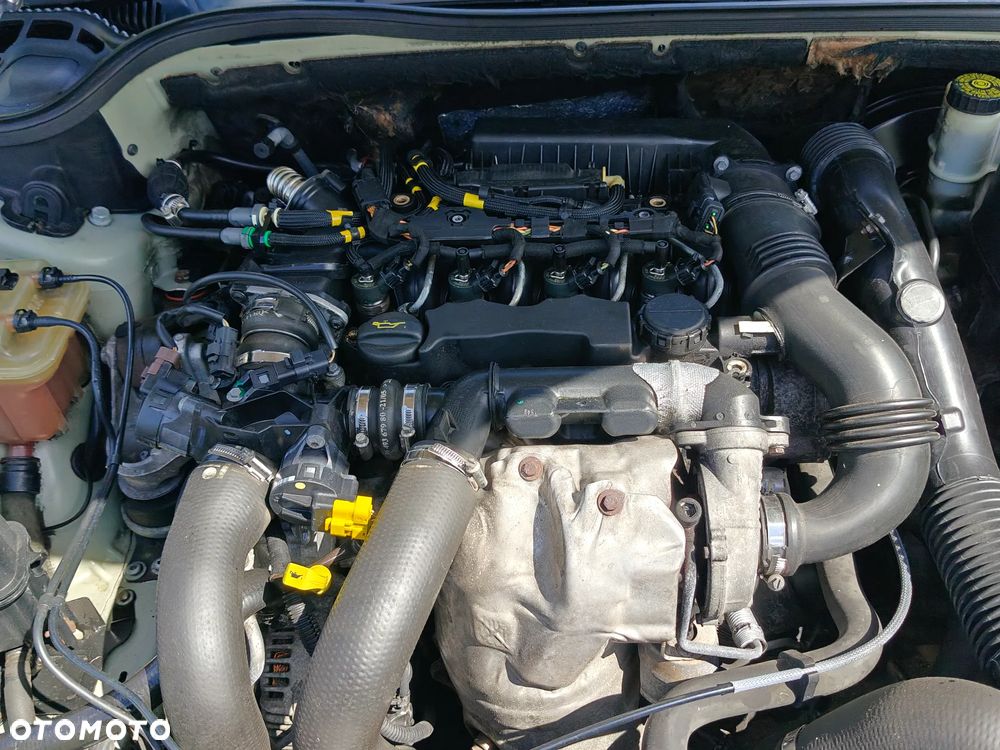 Peugeot 407 1.6 HDI SR Komfort EU3 - 18