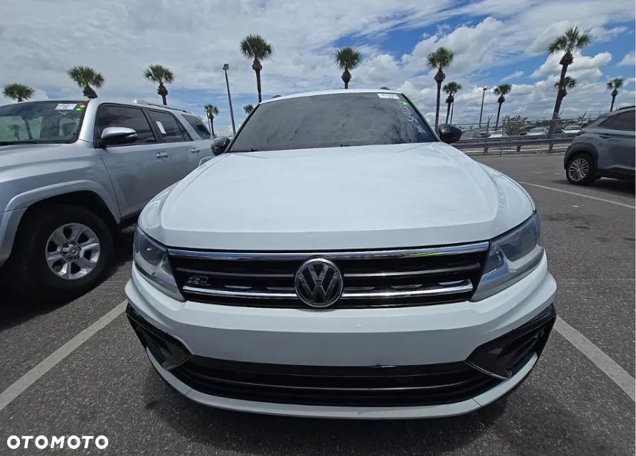 Volkswagen Tiguan - 3