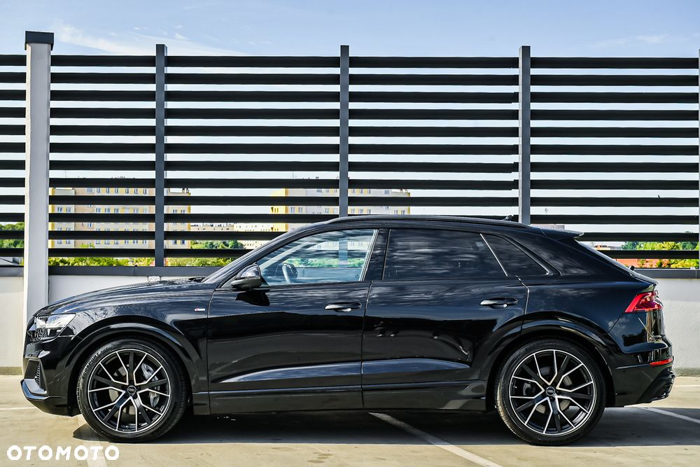 Audi Q8 - 3