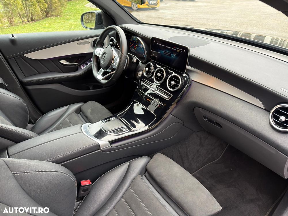 Mercedes-Benz GLC Coupe 300 4MATIC - 16