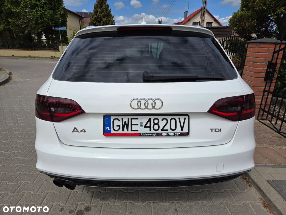 Audi A4 Avant 2.0 TDI - 8