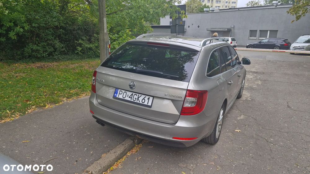 Skoda Superb 1.8 TSI Ambition - 8