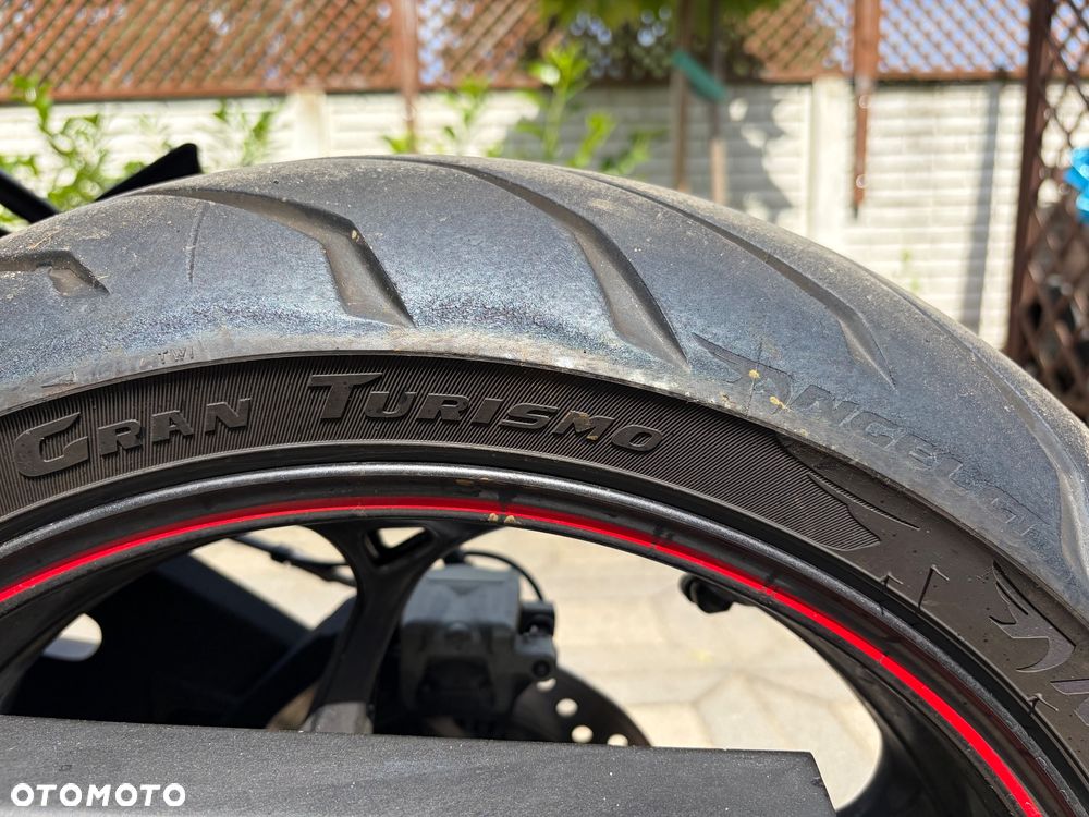 Triumph Street Triple - 19