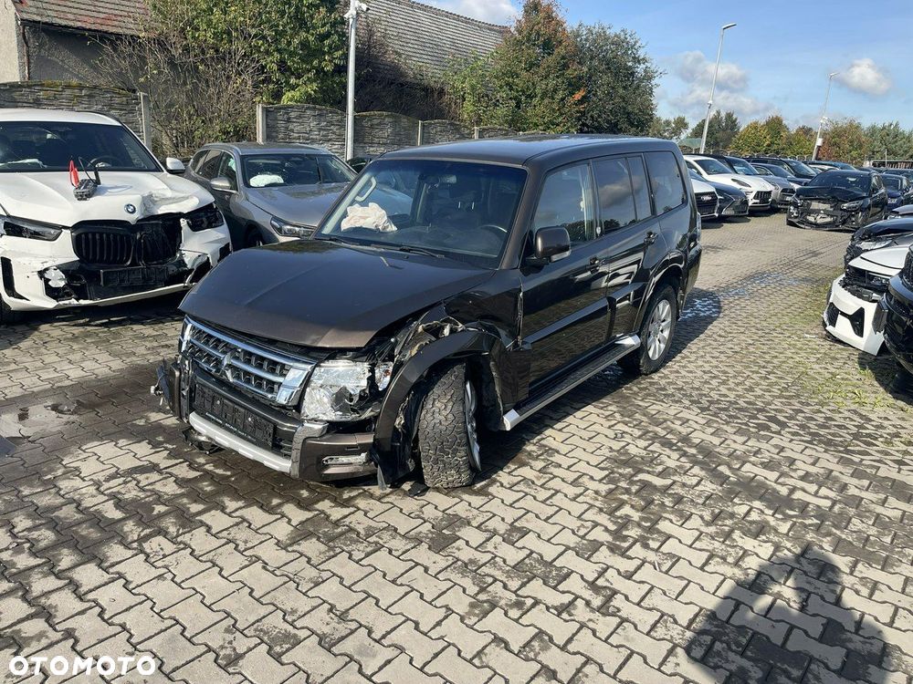 Mitsubishi Pajero 3.2 DI-D Automatik - 2