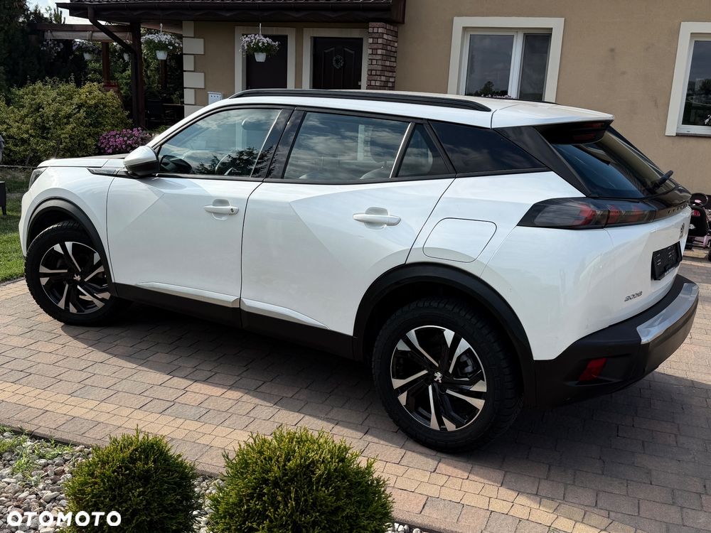 Peugeot 2008 BlueHDi 100 Allure - 25