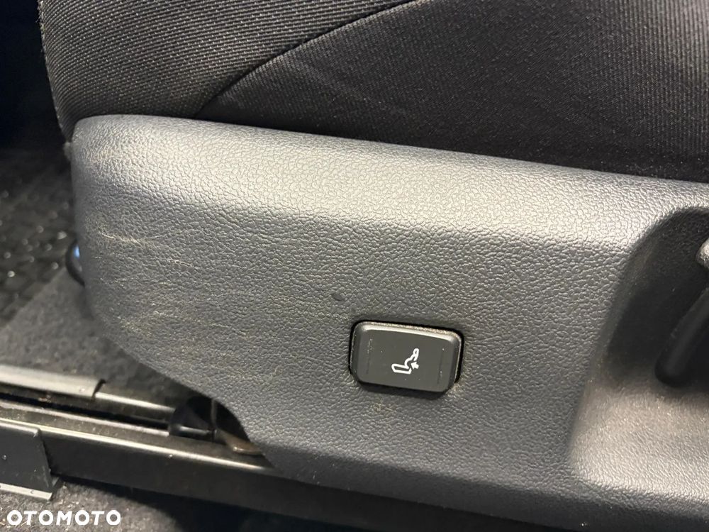 Suzuki Swace 1.8 Hybrid Premium Plus CVT - 21