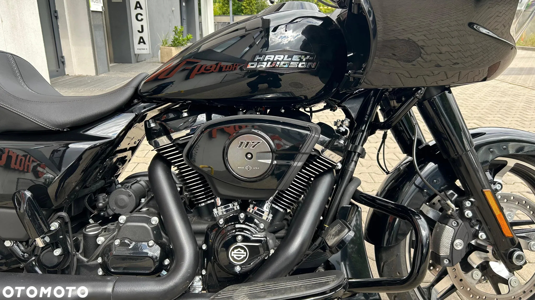 Harley-Davidson Touring Road Glide - 15